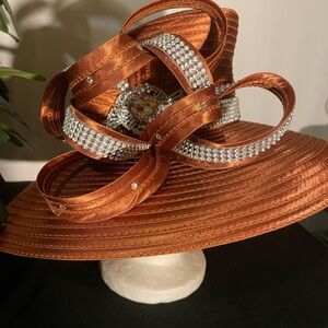 Elegant Women's Copper Hat with Rhinestone Detailing